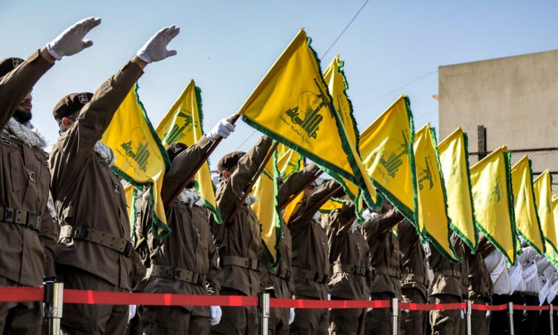 حزب الله يصدر بيانًا بعد ليلة من التصعيد في جنوب لبنان مع إسرائيل