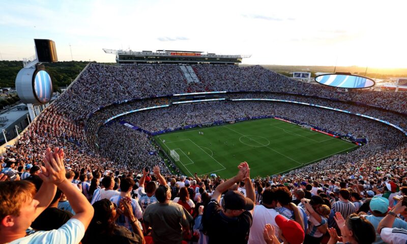كأس العالم 2026.. كيف تؤثر الحرارة المرتفعة على المشجعين والعمال؟
