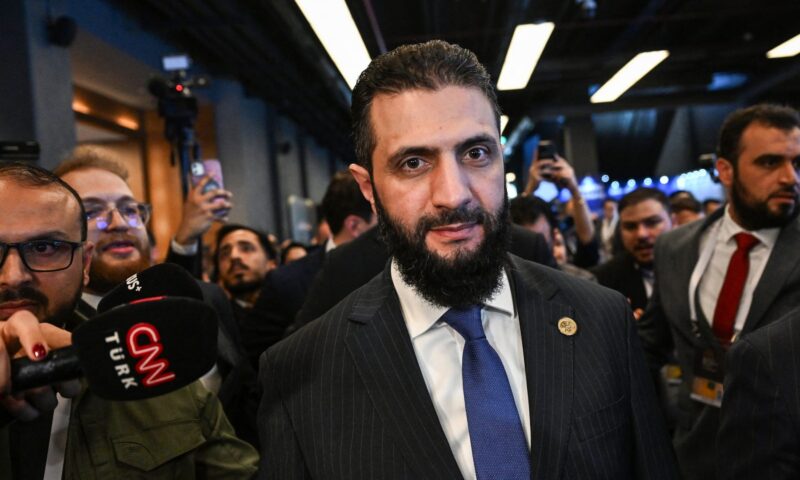ماذا قال الشرع بعد اقتراح ترامب تدخل سوريا لقتال حزب الله؟