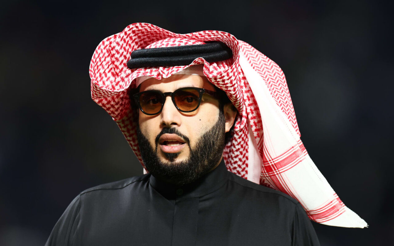 تركي آل الشيخ يشكر وزير الداخلية المصري على دعم مسلسل “الأمير”