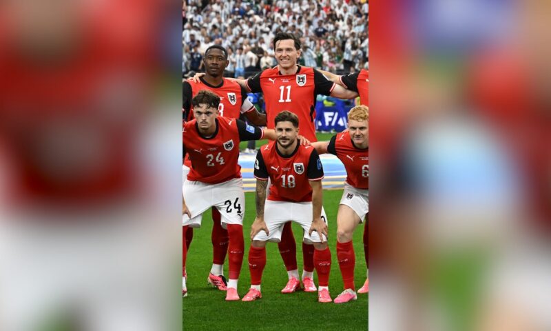 سر الأحذية الوردية في كأس العالم.. لماذا يرتديها نجوم الكرة؟