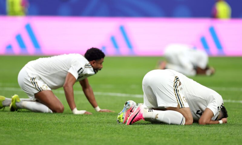 كأس العالم.. أول تصرف من لاعبي المنتخب السعودي بعد إقصائهم