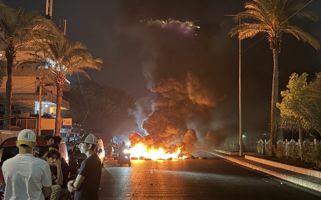 إسرائيل تعلن شن أول ضربة في جنوب لبنان بعد توقيع الاتفاق الإطاري