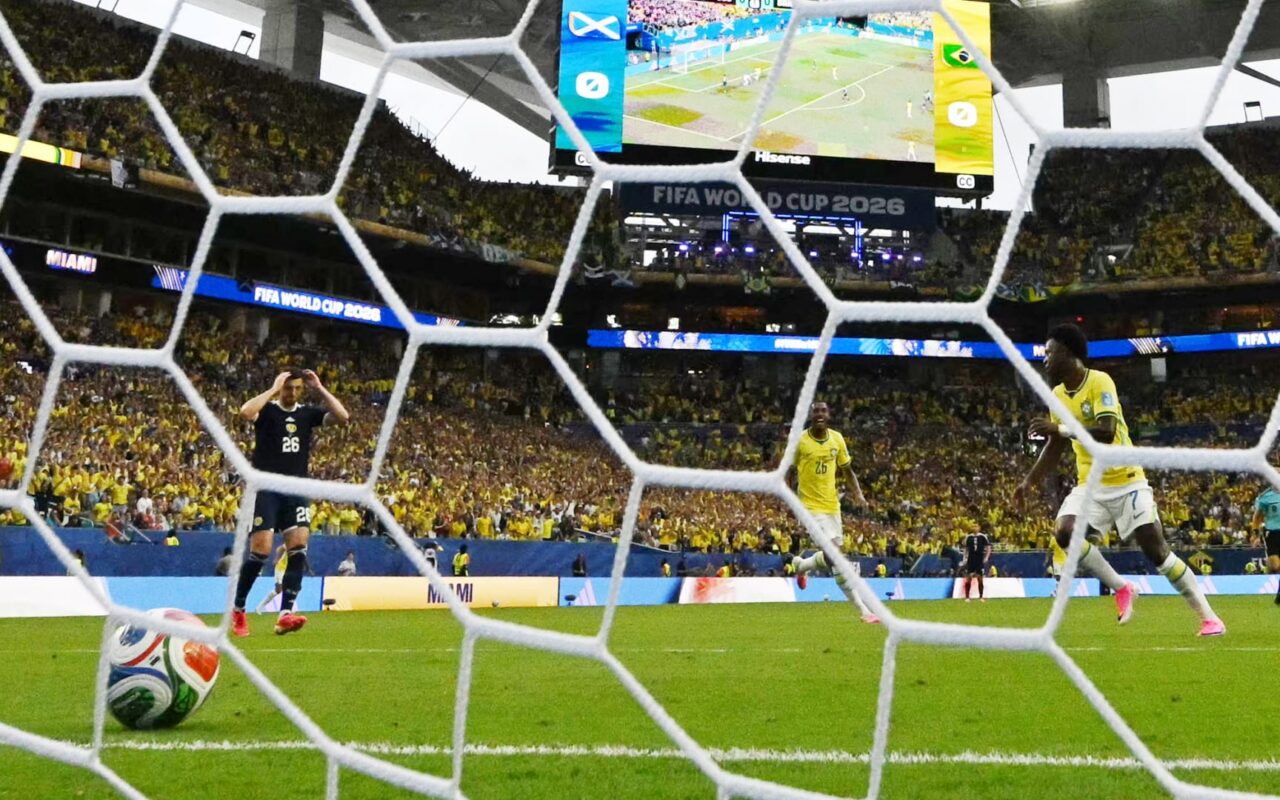 “وداع مؤثر”.. استقالة مدرب منتخب أوروبي بعد الإقصاء من المونديال