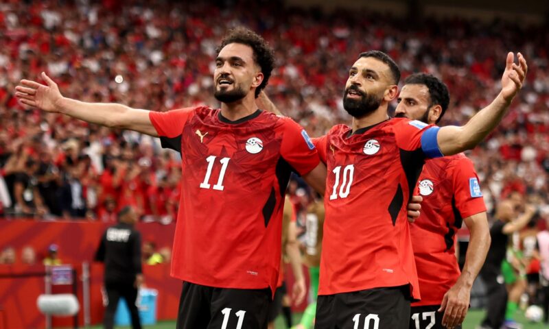 “خلينا في أستراليا أولاً”.. نجيب ساويرس يرد على تدوينة تتوقع مواجهة مصر للأرجنتين