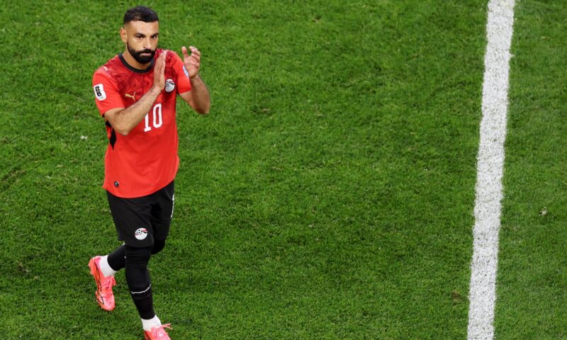 مصر تستعد لمواجهة أستراليا في دور الـ32 من المونديال.. هل شارك صلاح في المران؟