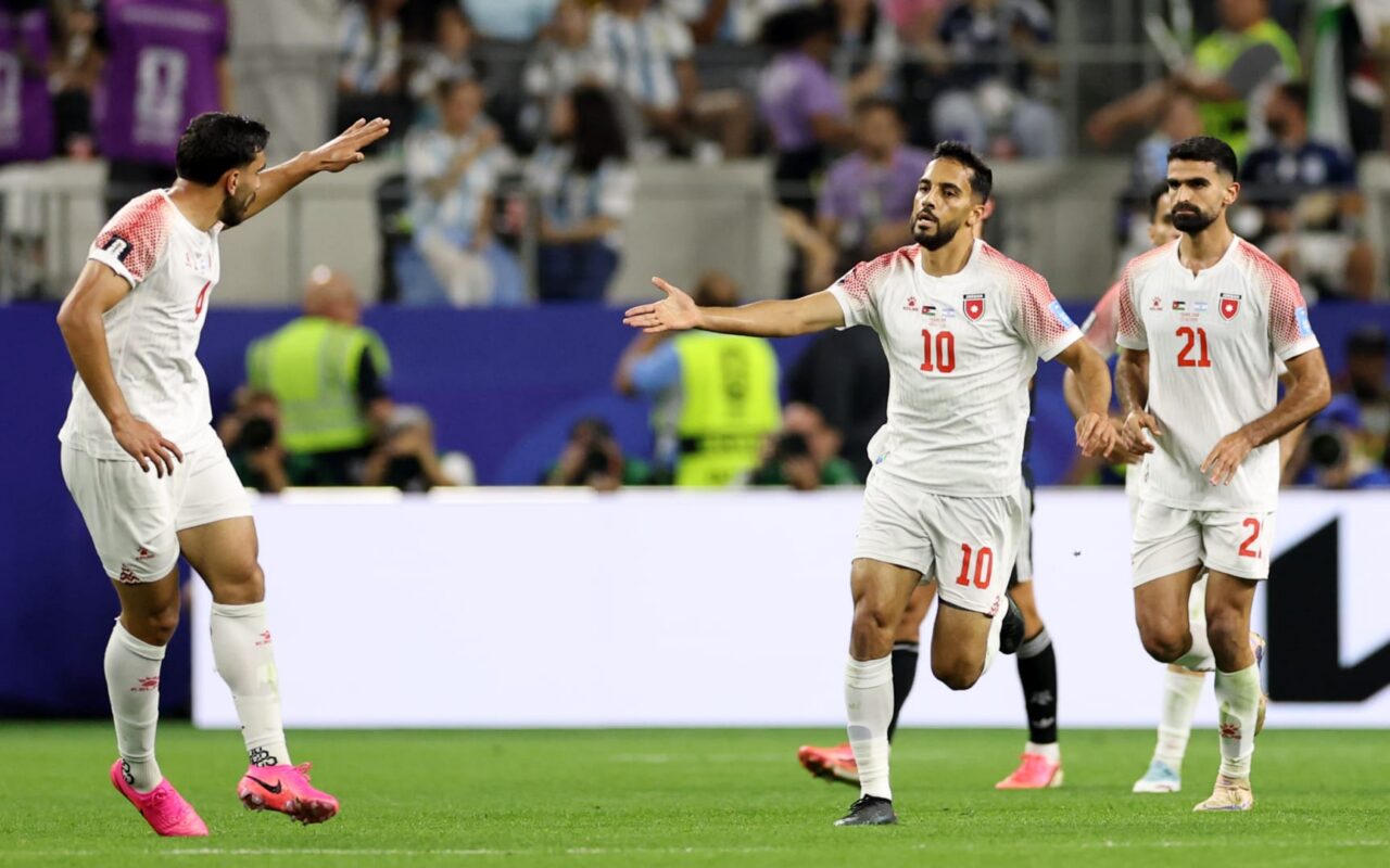 “غادر بأناقة”.. فيفا يوجه رسالة إلى منتخب الأردن بعد نهاية مشواره المونديالي
