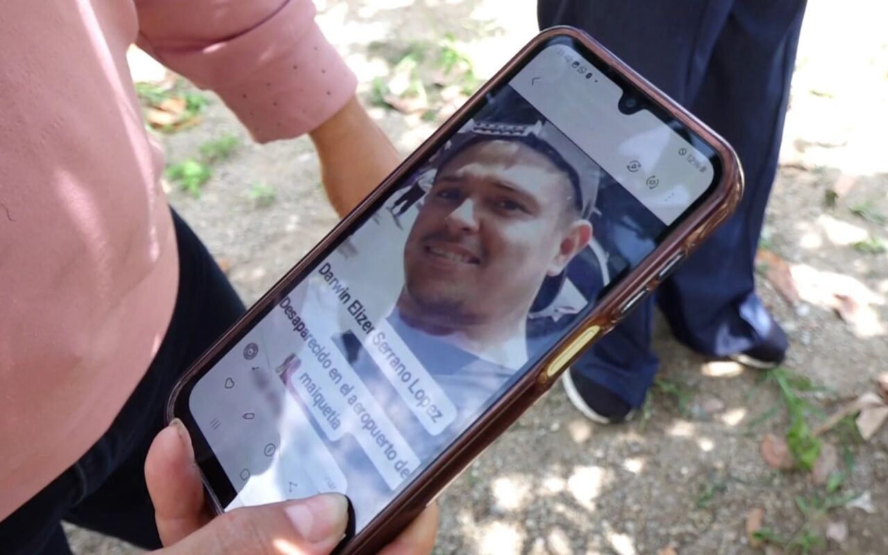 “ساعدونا في انتشالهم”.. عائلات فنزويليين مُرحَّلين من أمريكا تبحث عن ذويها تحت أنقاض الزلزال
