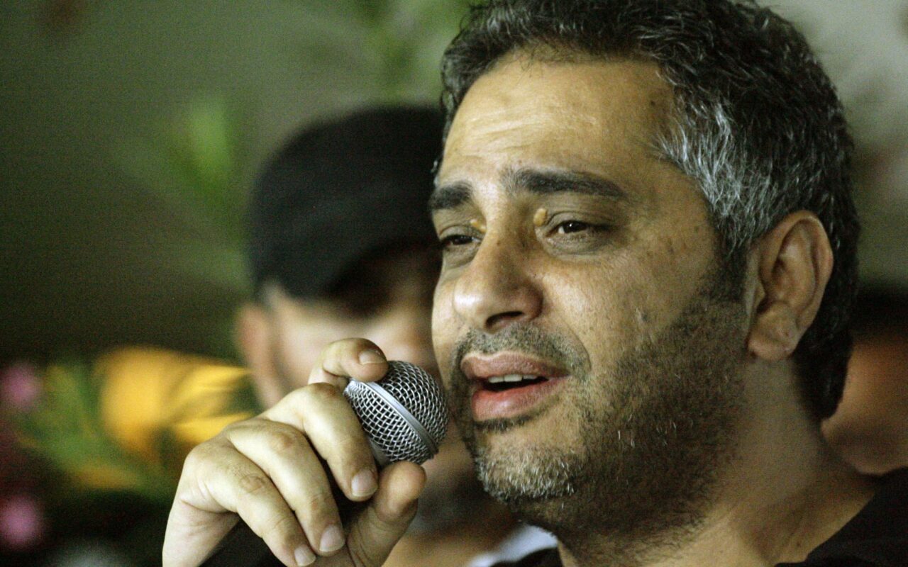 تأجيل محاكمة فضل شاكر بسبب ” تدهور وضعه الصحي”