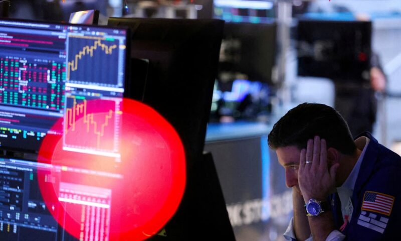 موجة بيعية تسيطر على مؤشرات الأسهم العالمية