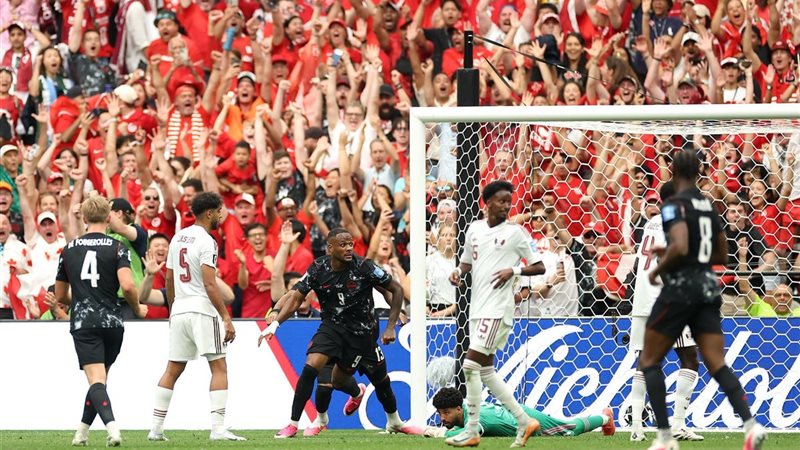المنتخب الكندي يكتسح قطر بسداسية نظيفة في كأس العالم 2026 (صور)