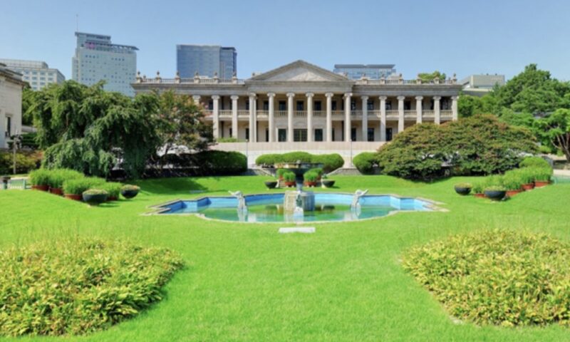 After enthusiastic reception, Korea Heritage Service to expand outdoor palace wedding program to more locations