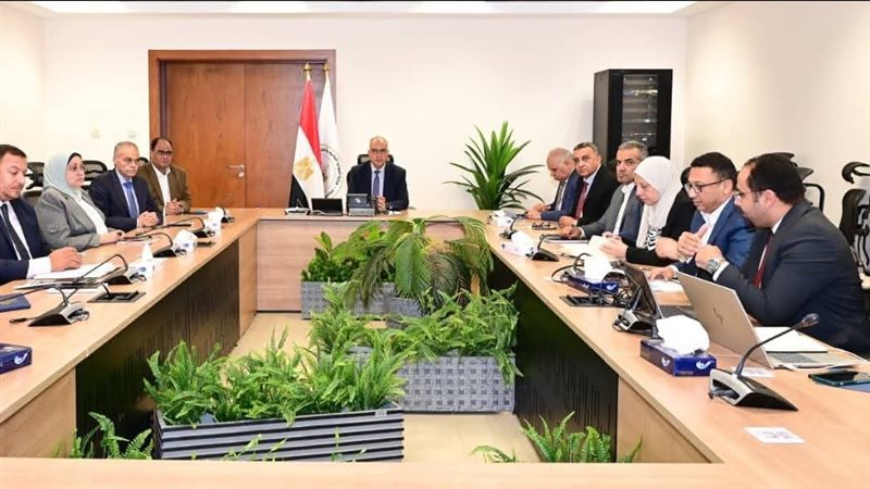 وزير الري: تطبيق إجراءات صارمة لحماية نهر النيل من التلوث
