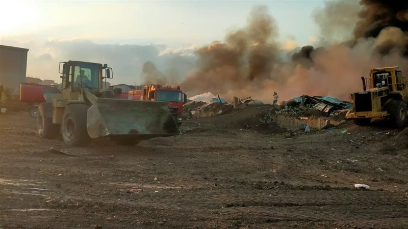 التفاصيل الكاملة لحريق مصنع بويات ومخزن ألومنيوم بالخانكة