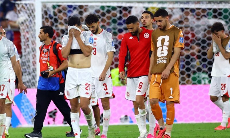 “أصبحنا صيداً سهلاً”.. غضب عارم تجاه لاعبي تونس بعد هزائم كأس العالم