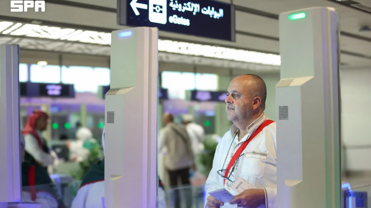 السعودية تستحدث “البوابات الإلكترونية” لإنهاء إجراءات مغادرة الحجاج إلى بلدانهم ذاتياً
