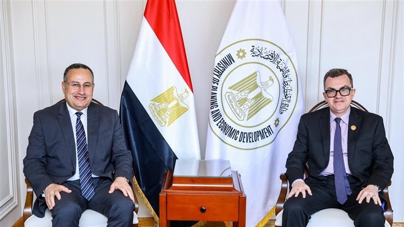 التخطيط تناقش مع التعليم العالي تحويل الأبحاث الجامعية إلى مشروعات إنتاجية