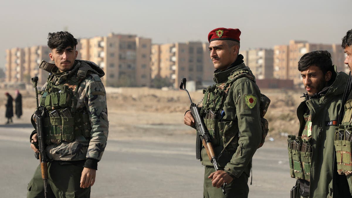 مصطفى عبدي: الجيش السوري لا يستوعب “المرأة المقاتلة”