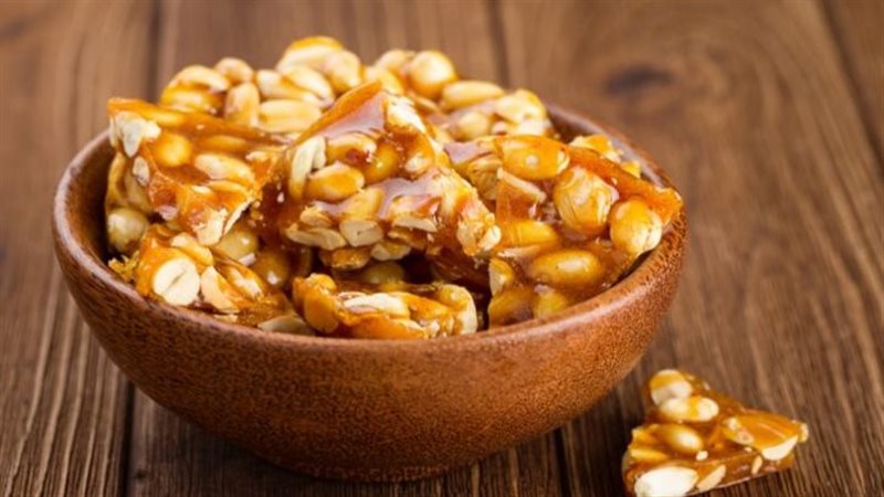 طريقة عمل السوداني بالكراميل، سناكس صحي ولذيذ لسهرات الصيف