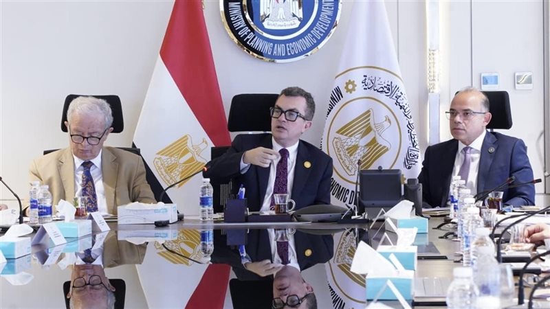 وزير التخطيط: طوينا صفحة مديونيات ظلت عالقة لعقود ونعتزم إعادة هيكلة بنك الاستثمار القومي 