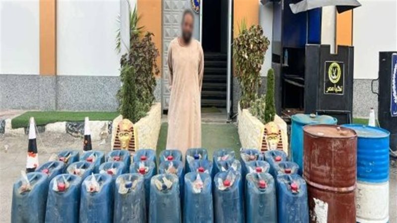 ضبط 12 ألف لتر مواد بترولية قبل بيعها في السوق السوداء بالأقصر وأسوان