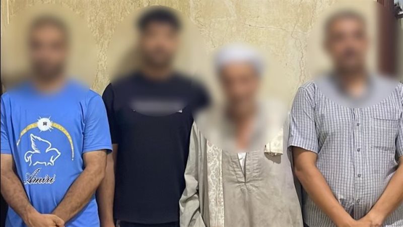 اتهام فرد شرطة سابق وأسرته بالبلطجة وتحطيم كاميرات منزل في حلوان.. والأمن يكشف الحقيقة