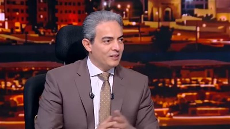 استضافت نقيبا مشكوكا في شرعيته للحديث عن انتحال صفة، ياسمين الخطيب تثير غضب الإعلاميين