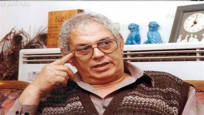 محمد حمزة، الشاعر الاستثنائي الذي تغنى بكلماته عملاقة الطرب