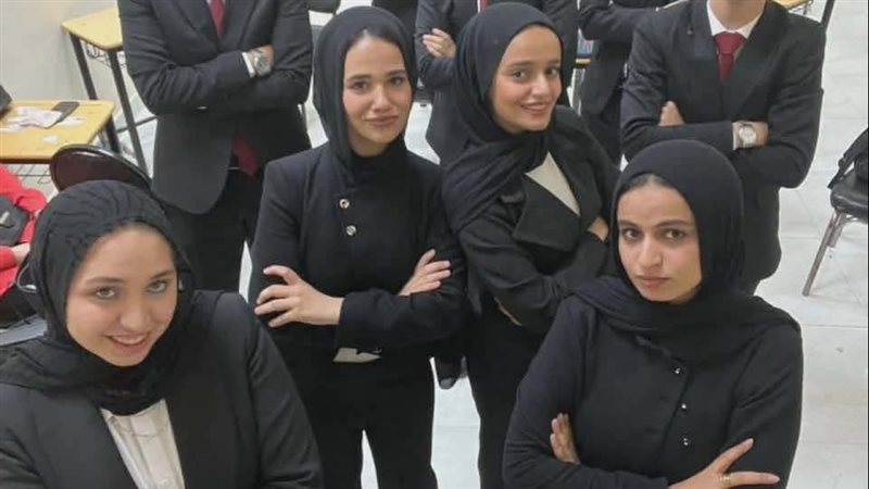 طلاب جامعة بنها يبتكرون تطبيقا ذكيا لتطوير تجربة زيارة المتحف المصري الكبير