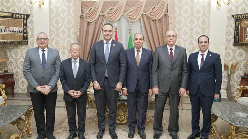 7 رسائل من اجتماع التأمين الصحي الشامل بالمنيا بعد انطلاق التشغيل التجريبي