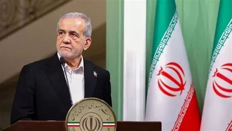 الرئيس الإيراني: المفاوضات مع واشنطن خففت حدة التوتر في المنطقة