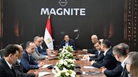رئيس الوزراء يلتقي مسئولي شركة نيسان العالمية