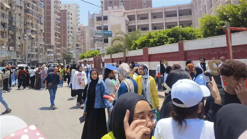 73 ألف طالب بالثانوية العامة في الدقهلية يؤدون اليوم امتحان اللغة العربية