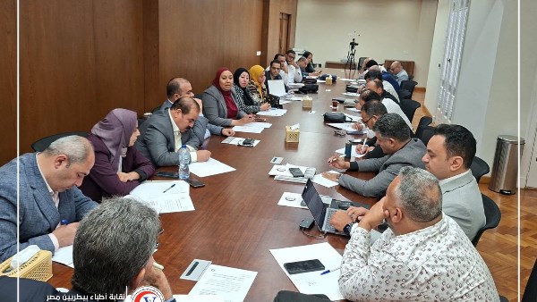 انتفاضة وحفنة قرارات من نقابة البيطريين لاحتواء أزمة سنة الامتياز