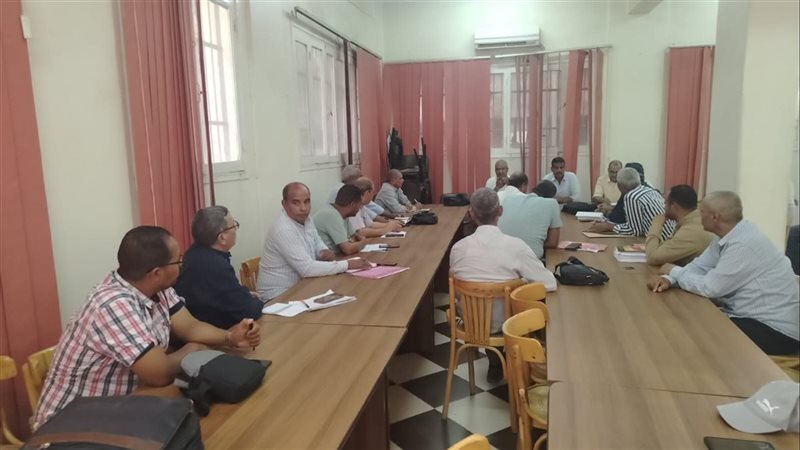 “زراعة قنا” تبدأ الحصر الحيازي الجديد وتسرع إجراءات كارت الفلاح مع استمرار صرف الأسمدة