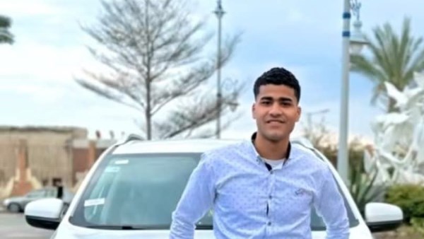 طعنة غادرة قبل الامتحان .. طالب حقوق بورسعيد خرج من البيت وما رجعش.. والدته : كان سندي الوحيد