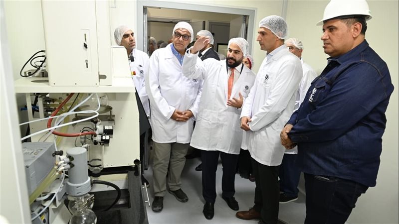 وزير الصناعة: تحفيز إقامة المشروعات الصغيرة والمتوسطة لزيادة الإنتاج المحلي وتوفير فرص العمل