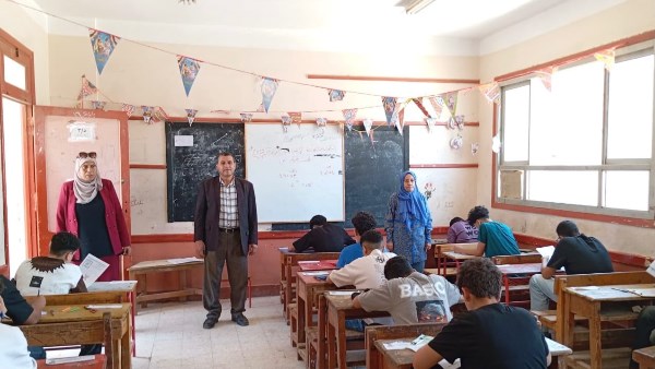 في أول أيام امتحانات الإعدادية.. أمهات مصر: تباين الآراء حول أسئلة «العربي» اليوم