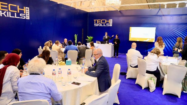 خلال منتدى التعليم التقني|الإعلان عن 100 مدرسة فنية مصرية إيطالية جديدة تمنح شهادة البكالوريا التكنولوجية