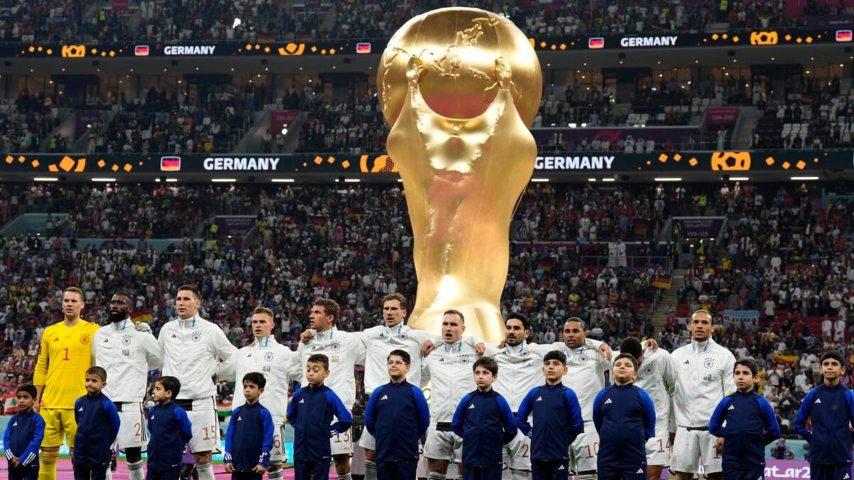 لتخفيف الأعباء المالية.. لاعبو ألمانيا يتحملون تكاليف سفر الجماهير إلى نيويورك