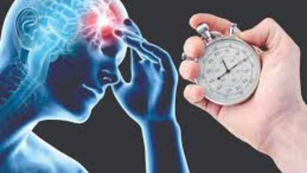 بتنام الساعة كام.. عادة يفعلها الملايين قبل النوم قد تزيد خطر السكتة الدماغية