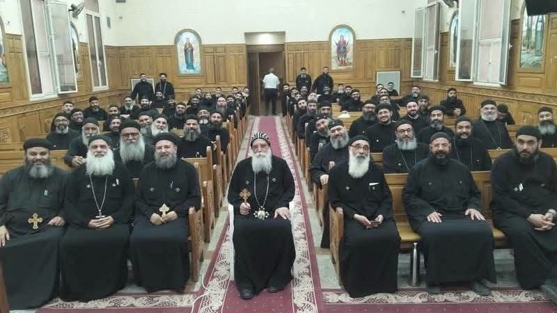 الأنبا دوماديوس: إيبارشية 6 أكتوبر تناقش تأهيل الكهنة لمواكبة العصر