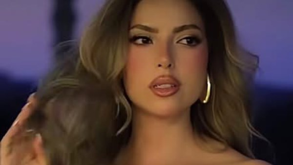 ميرنا جميل تثير الجدل بجمبسوت كب.. شاهد