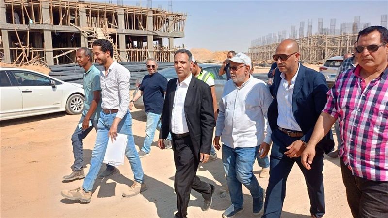 مسؤولي الإسكان يتفقدون مشروعات الشروق
