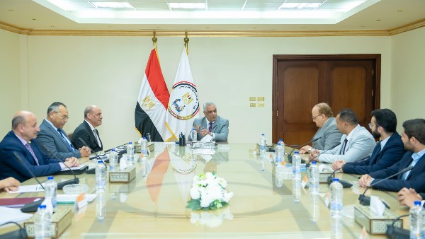 توظيف تقنيات الذكاء الاصطناعي.. جمبلاط: نولي اهتماما كبيرا لربط البحث العلمي بالصناعة