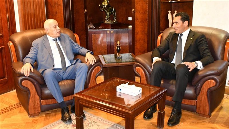 وزير الشباب والرياضة يبحث مع نظيره الفلسطيني تعزيز التعاون المشترك