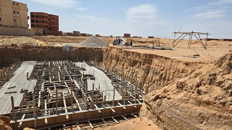 تقنيين دفعة جديدة من الأراضي السكنية بالعبور الجديدة (صور)