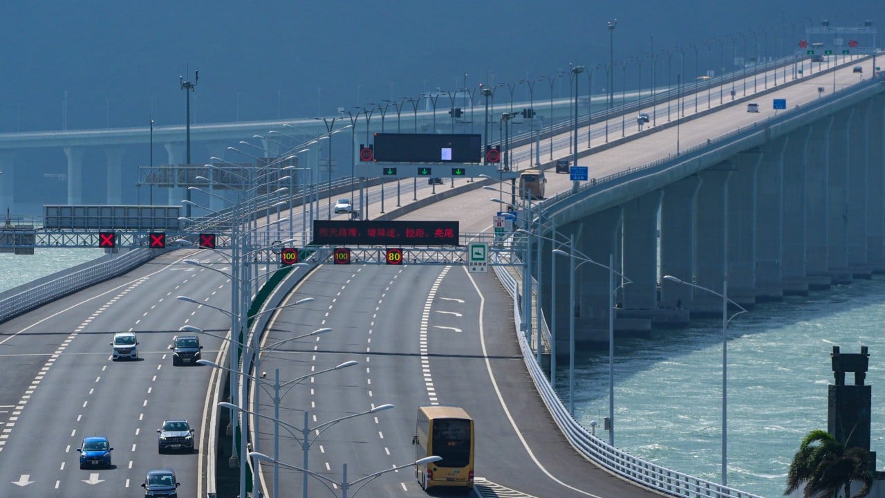 Transport sector calls for smoother border checks, wider mainland driving scheme