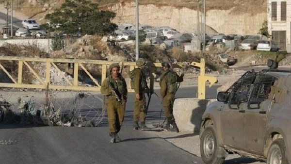 سقوط شظايا صواريخ اعتراضية في عدة مواقع وسط إسرائيل