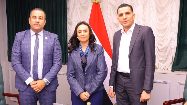 التكامل بين مؤسسات الدولة.. وزيرة التضامن تلتقي أعضاء النواب والشيوخ